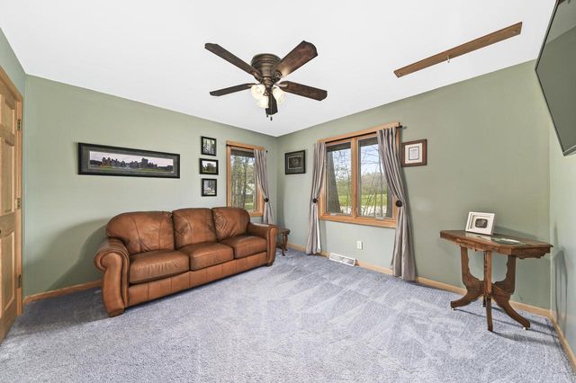 4302 Woodward DRIVE, Franklin, WI 53132