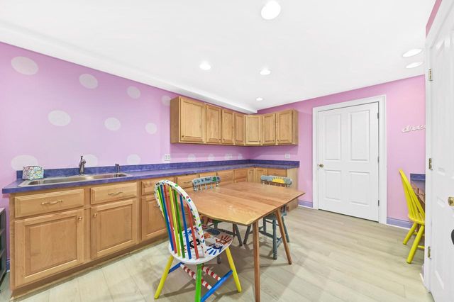 4302 Woodward DRIVE, Franklin, WI 53132