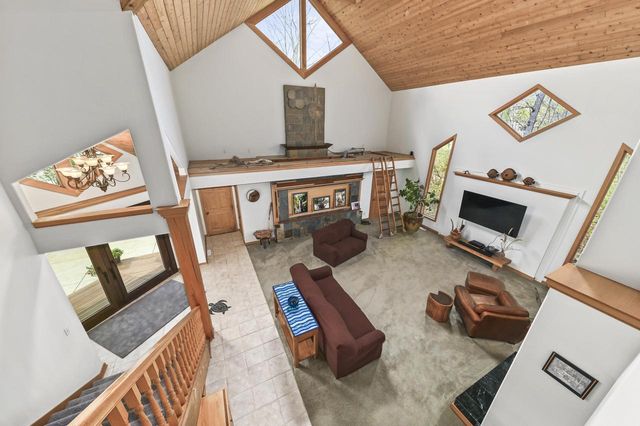 4302 Woodward DRIVE, Franklin, WI 53132