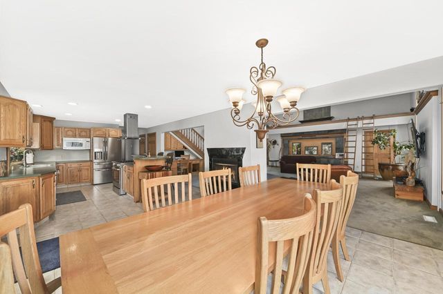 4302 Woodward DRIVE, Franklin, WI 53132