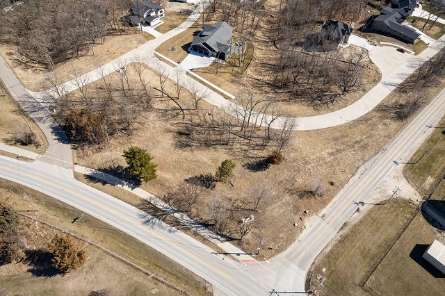 6269 Enclave Lane, Johnston, IA 50131