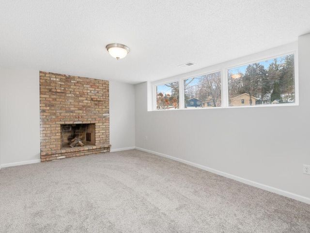 5912 Stoneybrook Drive, Minnetonka, MN 55345