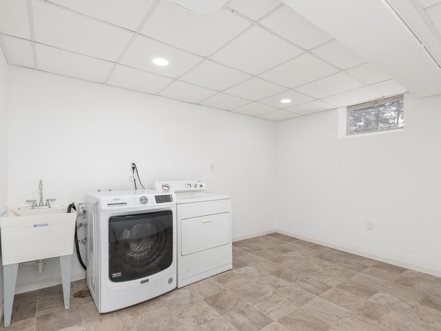 5912 Stoneybrook Drive, Minnetonka, MN 55345