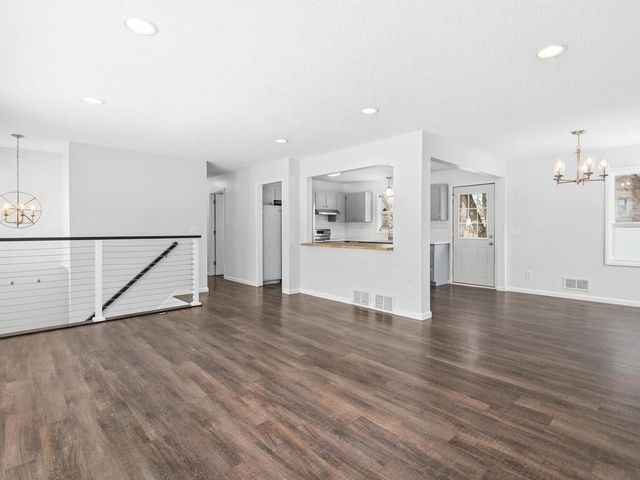 5912 Stoneybrook Drive, Minnetonka, MN 55345