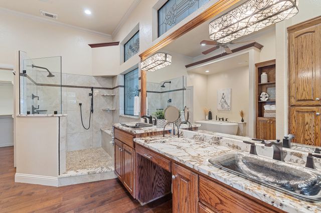 4421 Merritt Rd, Sachse, TX 75048