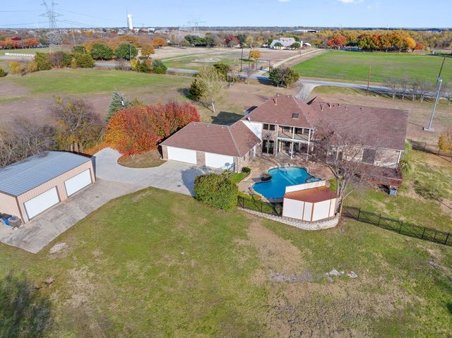 4421 Merritt Rd, Sachse, TX 75048