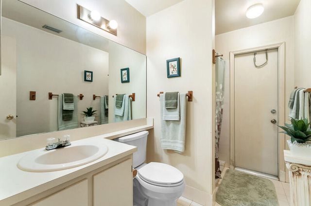 1158 Summit Trail Circle C, West Palm Beach, FL 33415