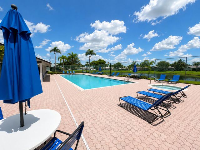 1158 Summit Trail Circle C, West Palm Beach, FL 33415