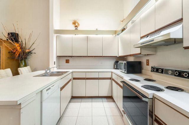 1158 Summit Trail Circle C, West Palm Beach, FL 33415