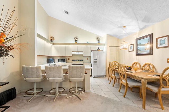 1158 Summit Trail Circle C, West Palm Beach, FL 33415