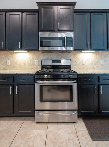 1822 Olive Pine Drive, Fresno, TX 77545