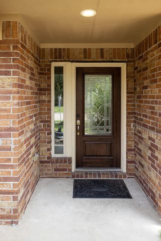 1822 Olive Pine Drive, Fresno, TX 77545