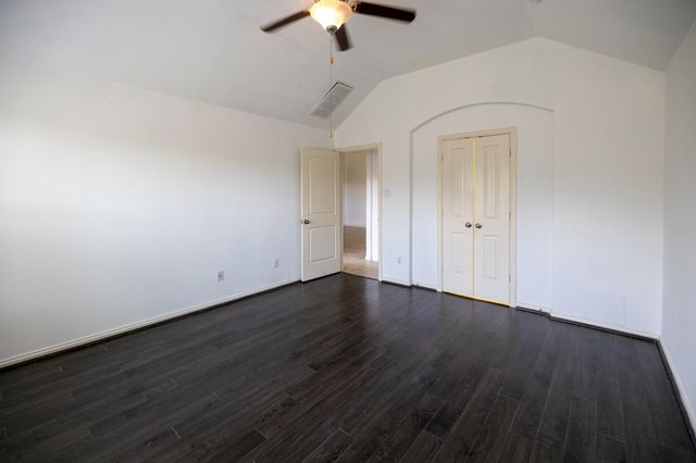 1822 Olive Pine Drive, Fresno, TX 77545