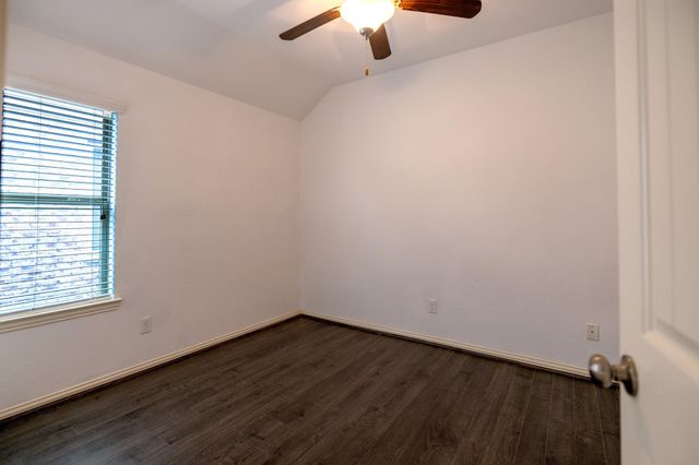 1822 Olive Pine Drive, Fresno, TX 77545
