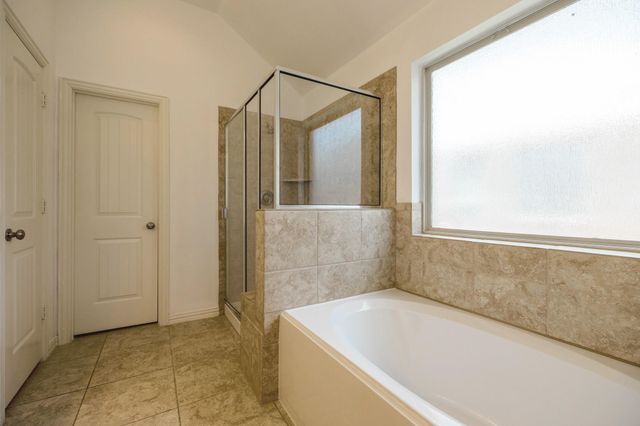 1822 Olive Pine Drive, Fresno, TX 77545