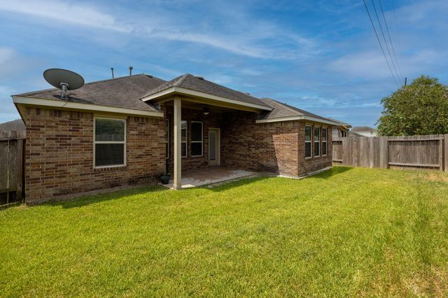 1822 Olive Pine Drive, Fresno, TX 77545