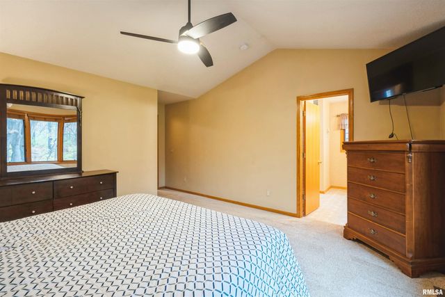 1205 28TH Avenue, Silvis, IL 61282