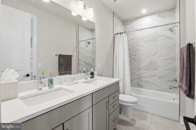 9725 LANTANA WAY, Bethesda, MD 20817