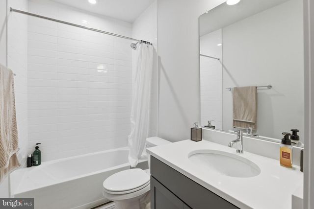 9725 LANTANA WAY, Bethesda, MD 20817