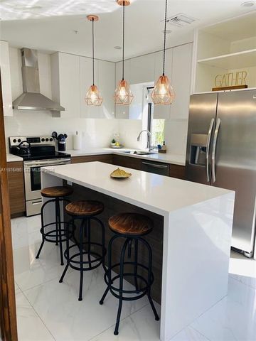 1501 N 17th Ave, Hollywood, FL 33020