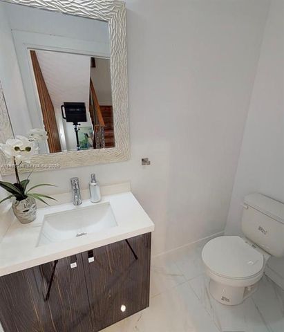 1501 N 17th Ave, Hollywood, FL 33020