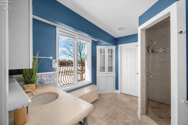 3816 Galloway Road, Sandusky, OH 44870