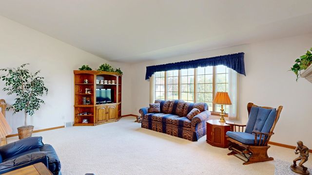 5643 Firethorne Drive, Bay City, MI 48706