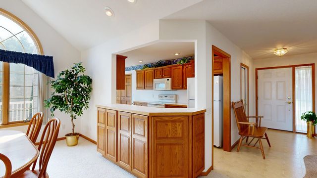 5643 Firethorne Drive, Bay City, MI 48706