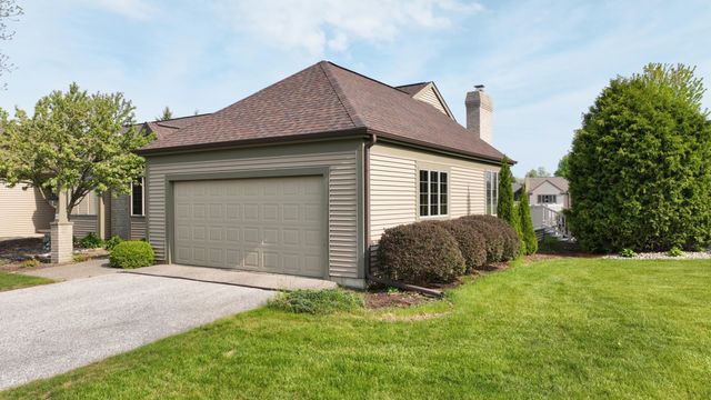 5643 Firethorne Drive, Bay City, MI 48706