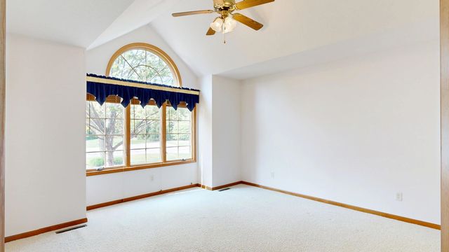 5643 Firethorne Drive, Bay City, MI 48706