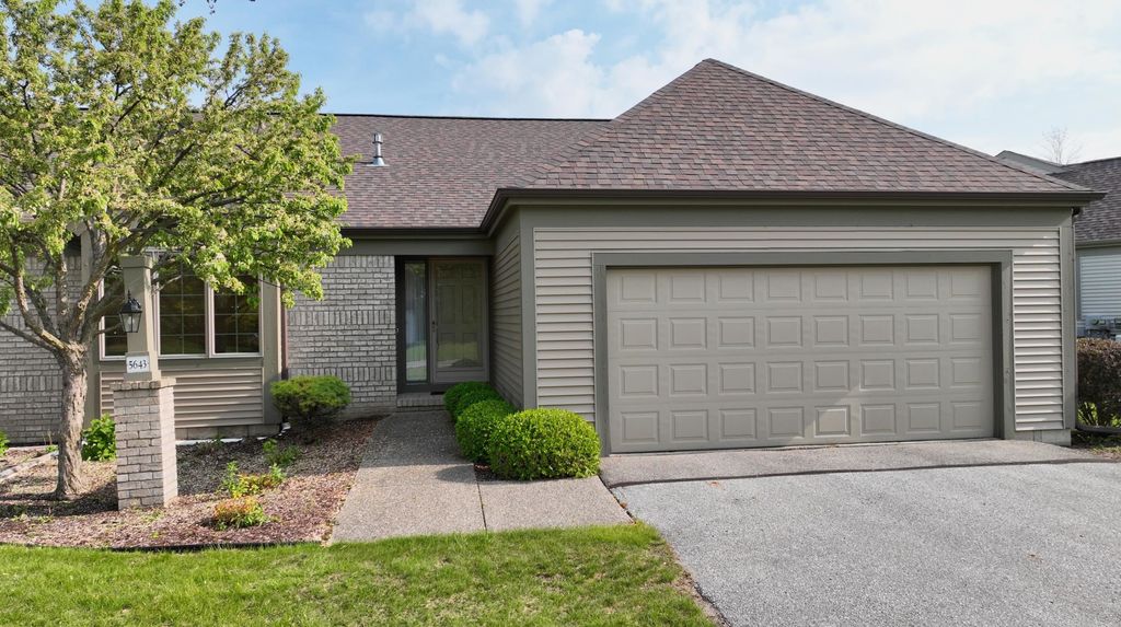 5643 Firethorne Drive, Bay City, MI 48706