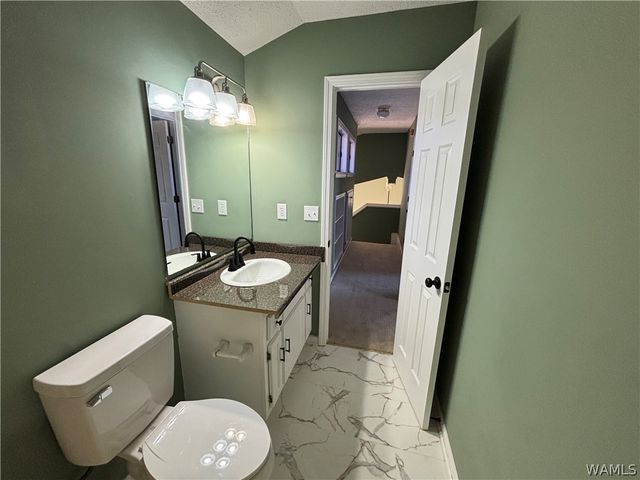 4832 Eastern Hills, Cottondale, AL 35453