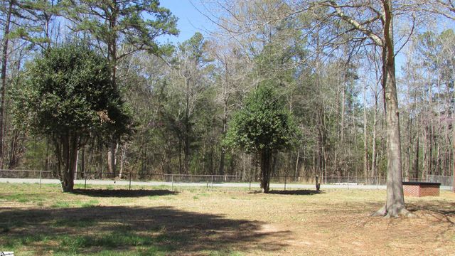 3236 Burnt Mill Creek Road, Laurens, SC 29360