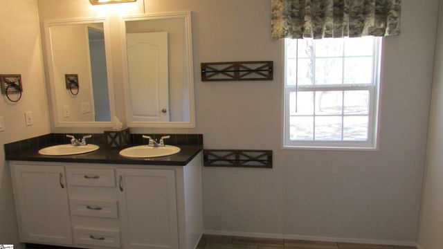 3236 Burnt Mill Creek Road, Laurens, SC 29360