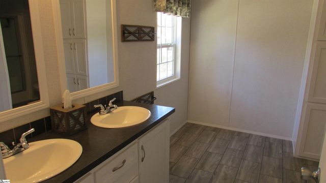 3236 Burnt Mill Creek Road, Laurens, SC 29360