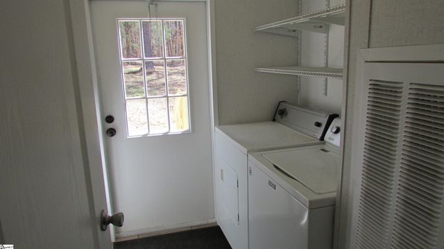 3236 Burnt Mill Creek Road, Laurens, SC 29360