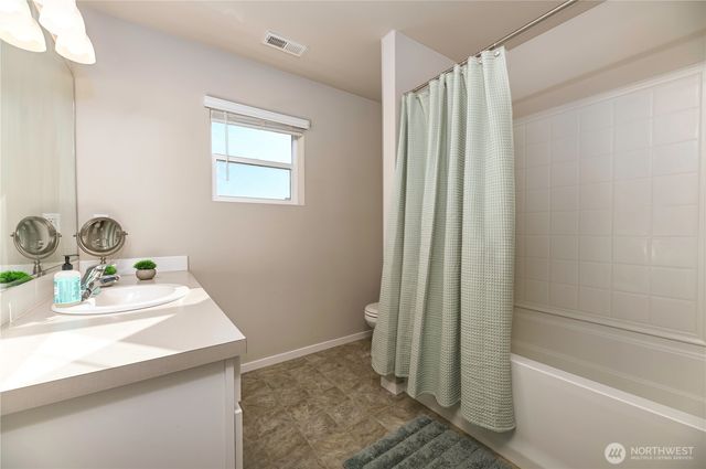 6618 284th Street NW, Stanwood, WA 98292