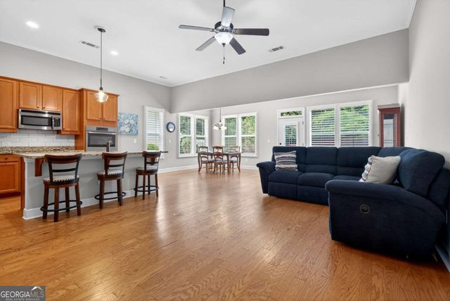3389 Cresswind Parkway SW, Gainesville, GA 30504