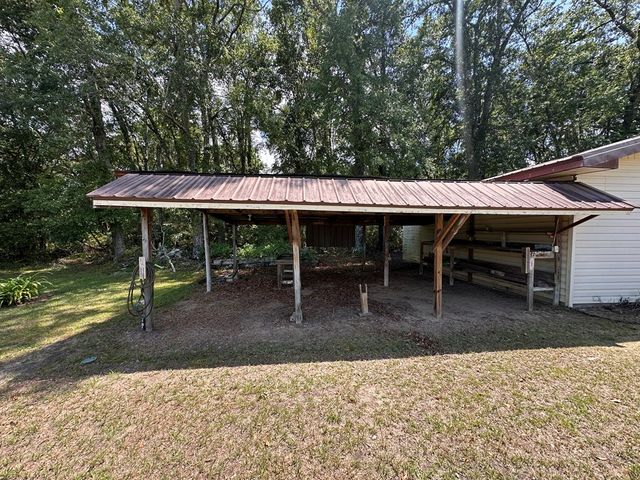 6185 Willie Varnum Rd, Cottonwood, AL 36320