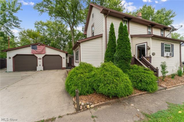 344 Mahoning Avenue, Niles, OH 44446