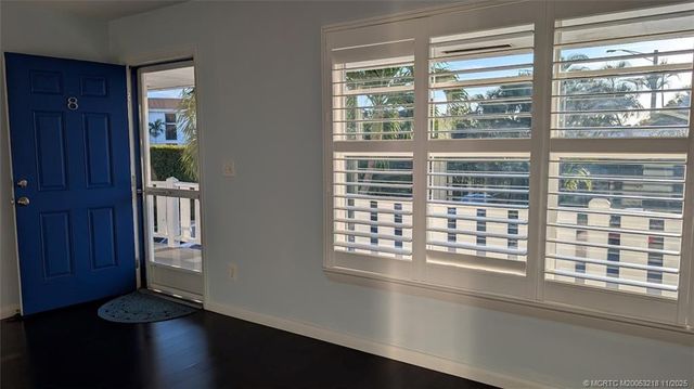 2929 SE Ocean Boulevard L8, Stuart, FL 34996