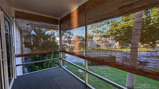 2929 SE Ocean Boulevard L8, Stuart, FL 34996