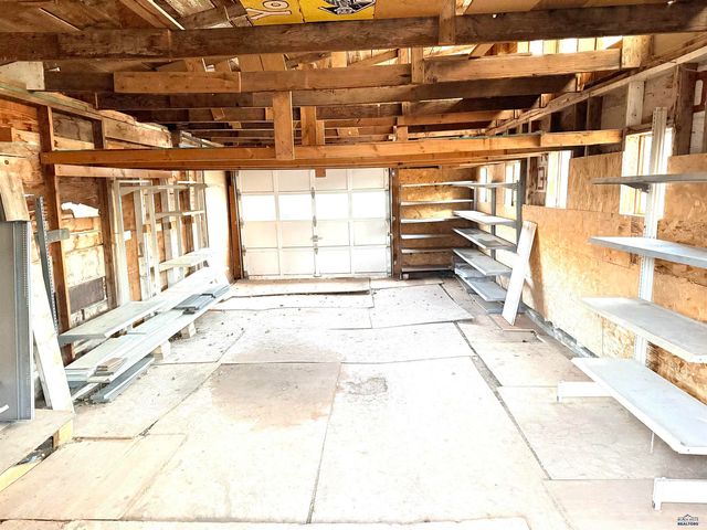 445 S 17TH, Hot Springs, SD 57747