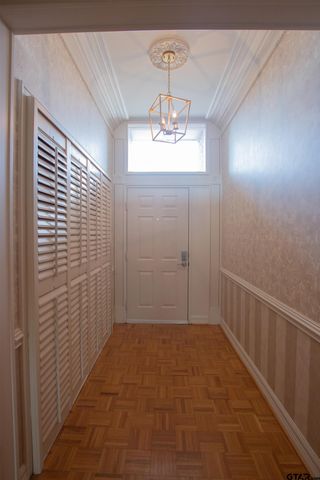 410 Amberwood Cir, Tyler, TX 75701