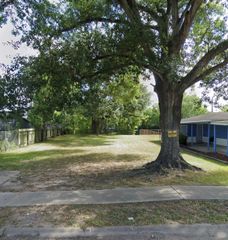 5017 Southwind Street, Houston, TX 77033