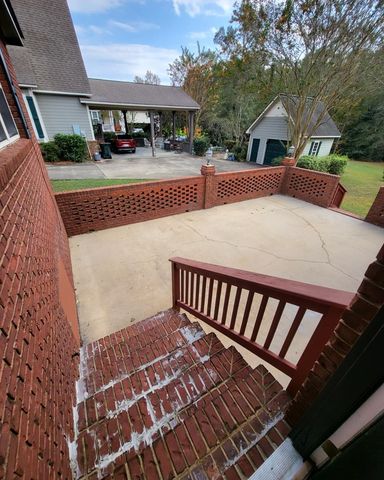 1730 E Roy Parker Rd, Ozark, AL 36360