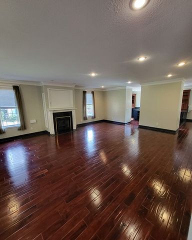 1730 E Roy Parker Rd, Ozark, AL 36360