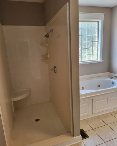 1730 E Roy Parker Rd, Ozark, AL 36360