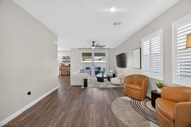 8854 Mountain Lion Avenue, Las Vegas, NV 89166