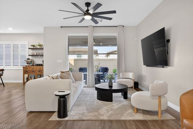 8854 Mountain Lion Avenue, Las Vegas, NV 89166